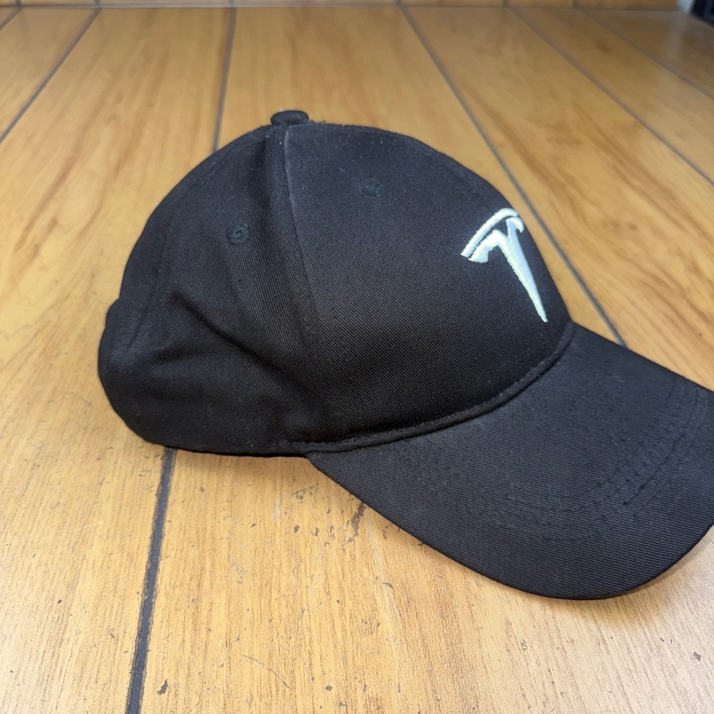 Black Tesla Baseball Cap Embroidered T Logo Adjustable Strap - Picture 3 of 8